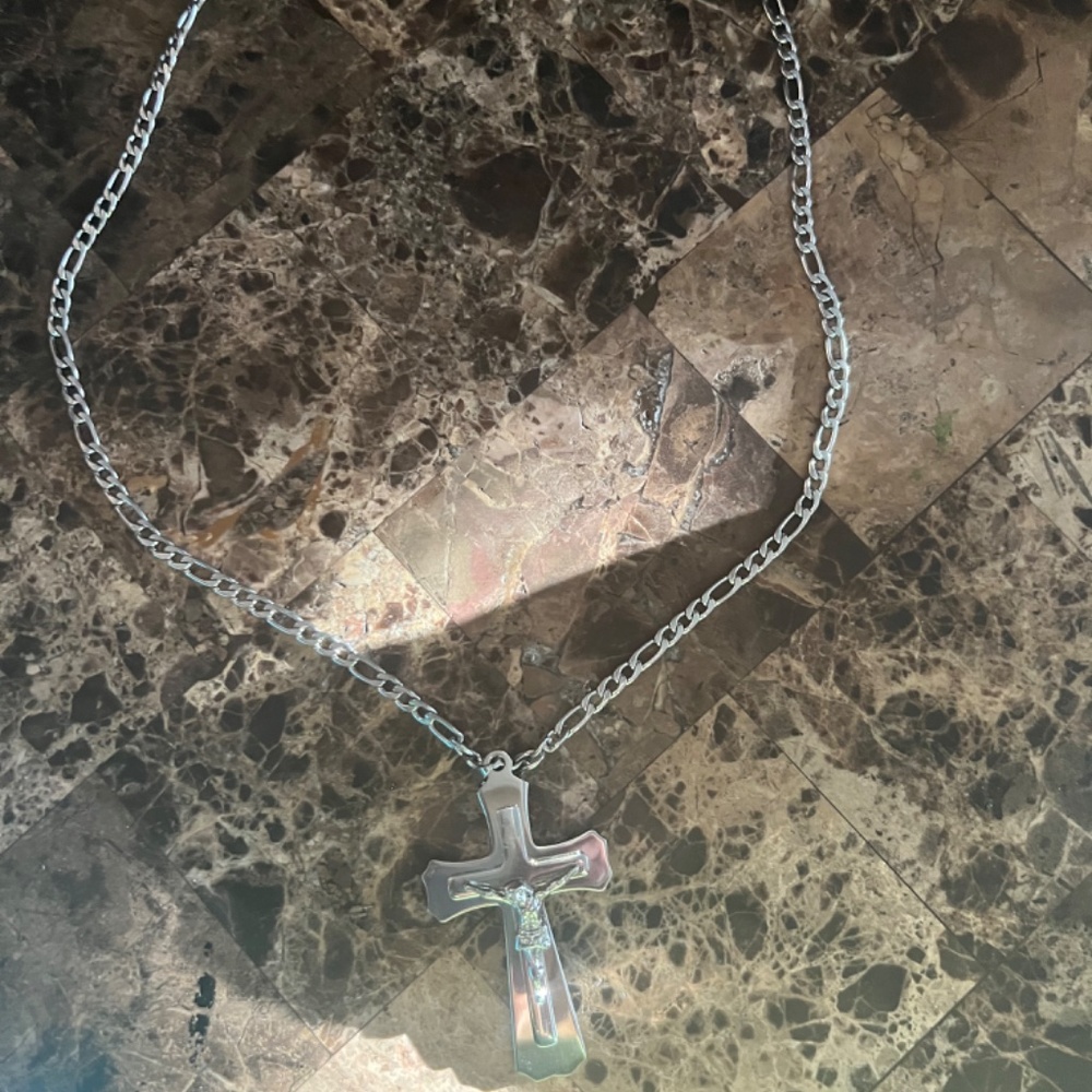 Silver - Picture 3 of 3